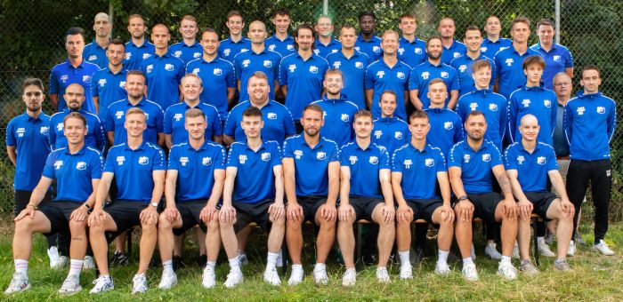 Gruppenfoto Gesamt Herren_beschnitten